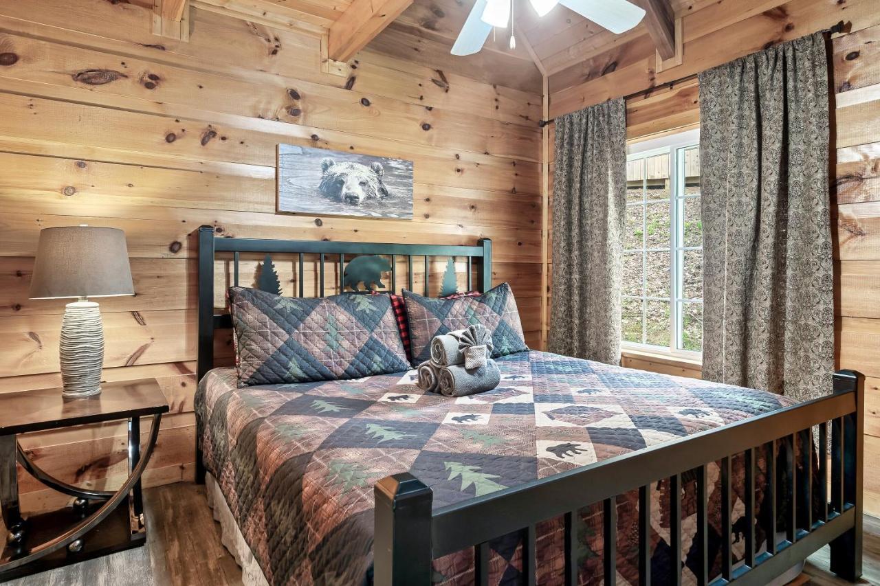 Villa Bearly Gnomey à Gatlinburg Extérieur photo